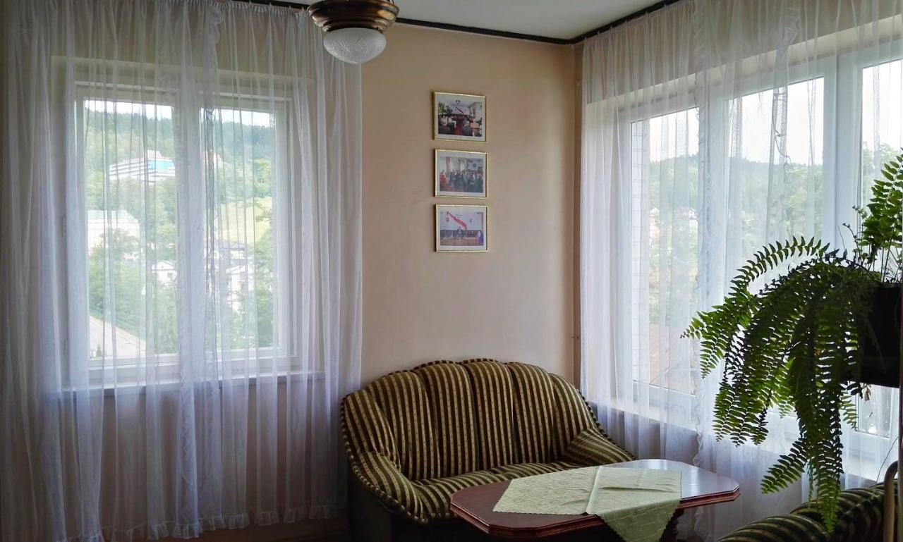 Bed and Breakfast Domy Wczasowe Tryumfy Krynica-Zdrój Exteriér fotografie