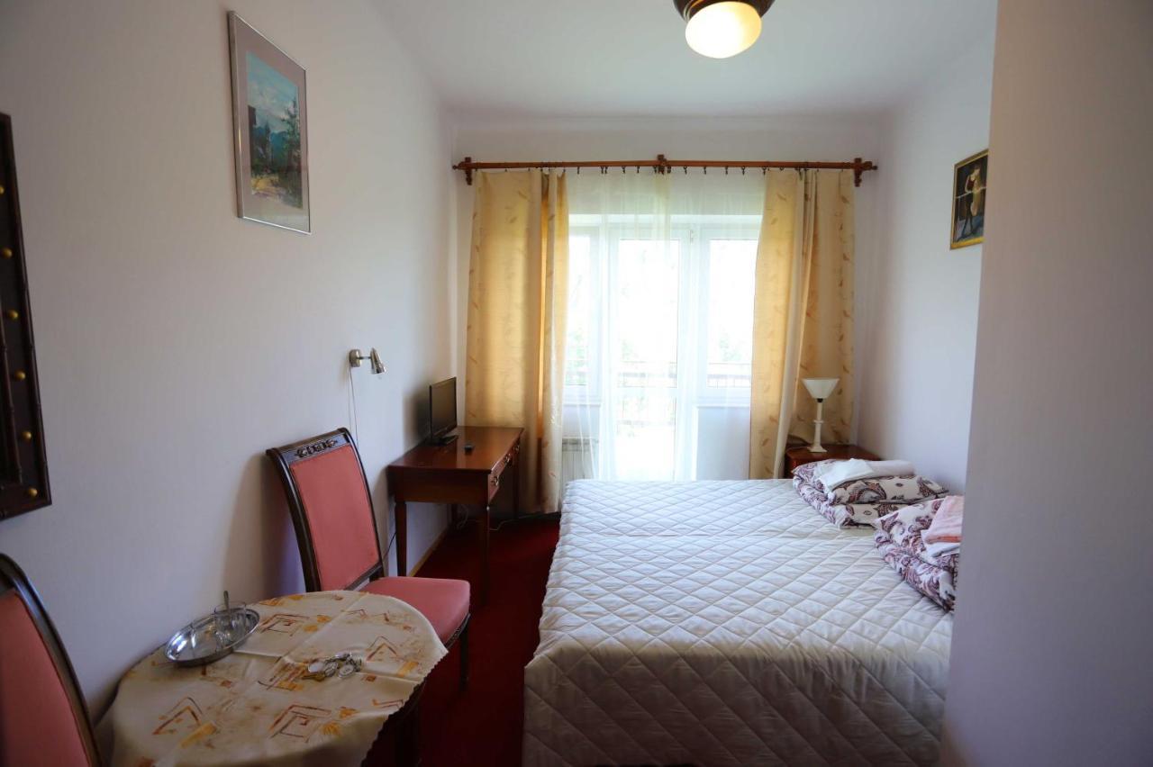 Bed and Breakfast Domy Wczasowe Tryumfy Krynica-Zdrój Exteriér fotografie