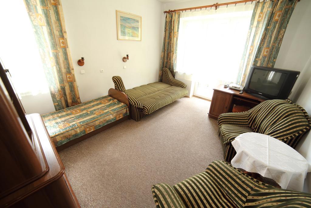 Bed and Breakfast Domy Wczasowe Tryumfy Krynica-Zdrój Pokoj fotografie